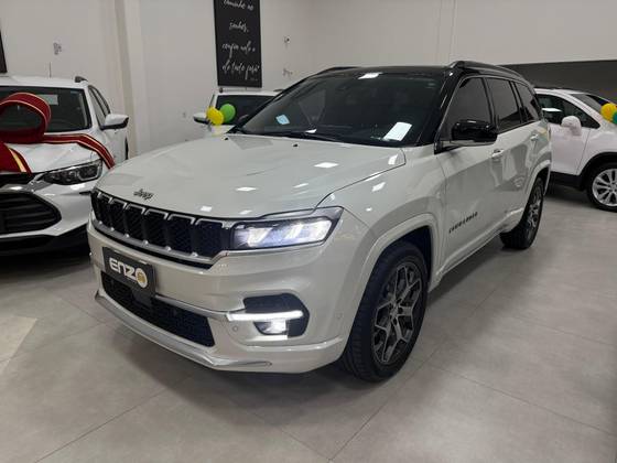 JEEP COMMANDER 1.3 T270 TURBO FLEX OVERLAND AT6 JEEP COMMANDER 1.3 T270 TURBO FLEX OVERLAND AT6
